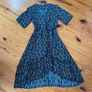 Elegant Blue Wrap Patterned Dress